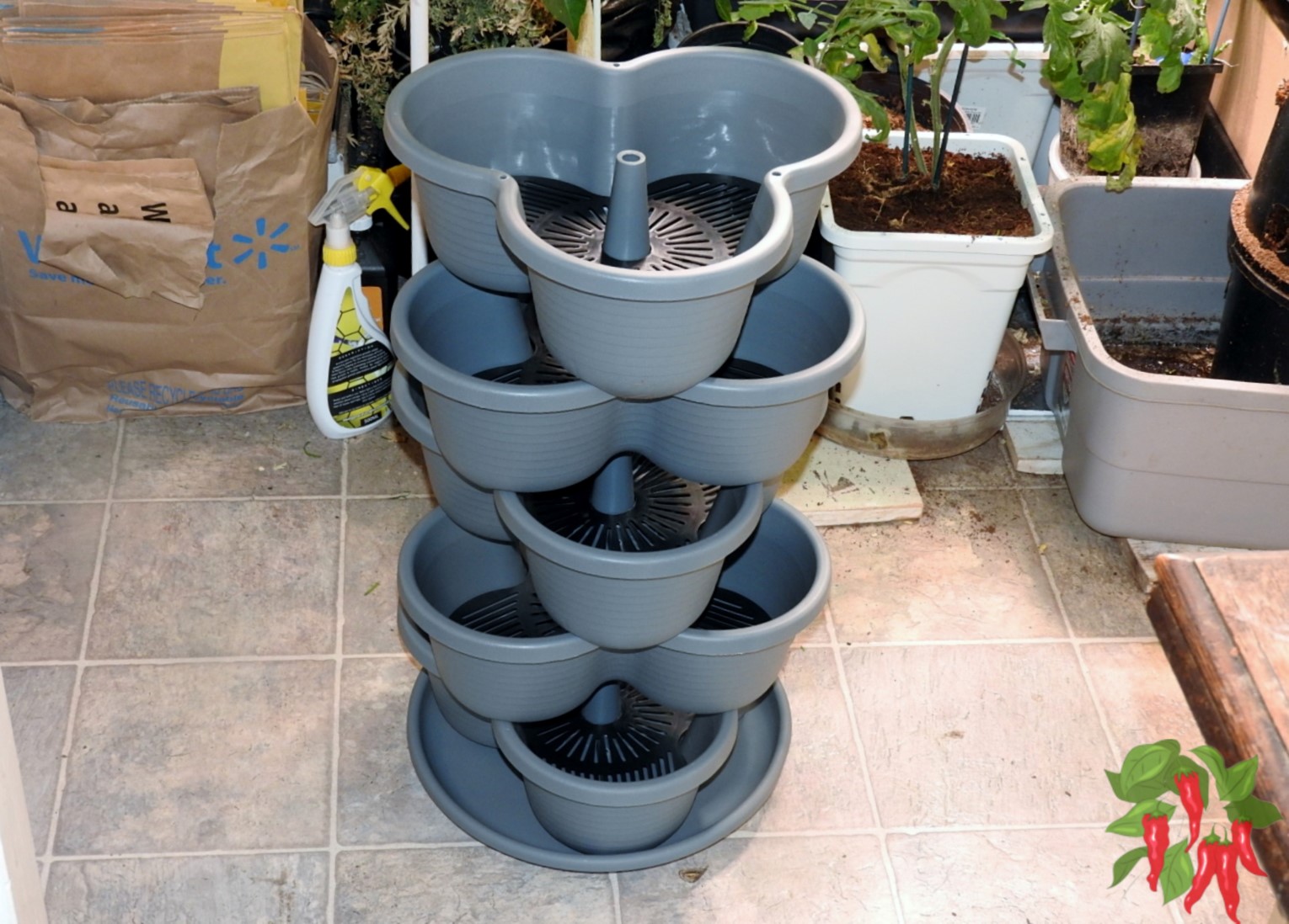 Vivosun 5 Tier Stackable Planter Unboxing